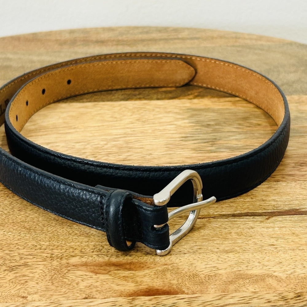 LL Bean Belt Women's Medium Genuine Leather Black Buckle USA 39" Overall Length
